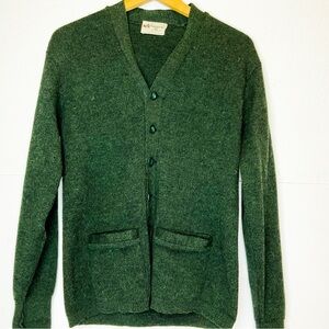Vintage Green Women's Cardigan Sweater